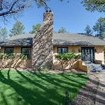 Charming Colorado Springs House by Broadmoor Hotel